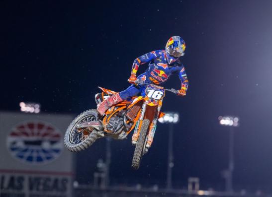 TOM VIALLE ET RED BULL KTM FACTORY RACING REMPORTENT LA TROISIÈME PLACE DE LA FINALE DU 250SMX