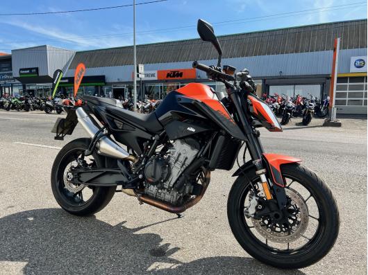 KTM 890 DUKE