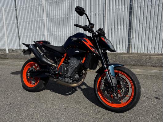 KTM 890 DUKE R